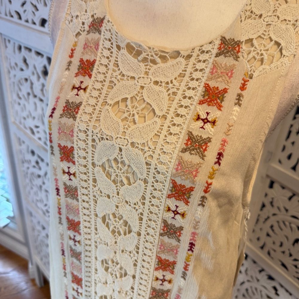 NWT coco + jaimeson Boho Cream and Orange Embroid… - image 3